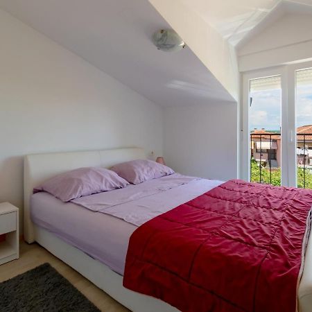 Apartments Goran By Rent Istria Umag Exteriör bild