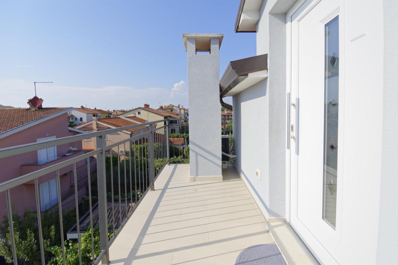 Apartments Goran By Rent Istria Umag Rum bild
